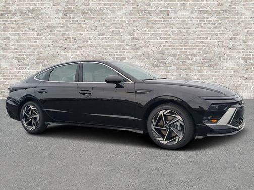 2026 Hyundai SONATA SEL