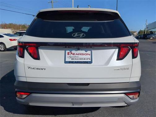 2026 Hyundai TUCSON Hybrid SEL