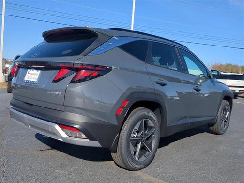 2026 Hyundai TUCSON Hybrid SEL