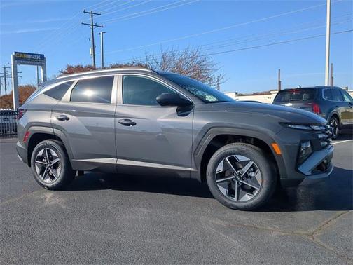 2026 Hyundai TUCSON Hybrid SEL