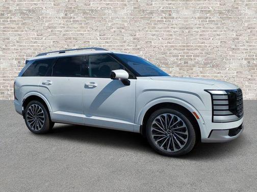 Creamy White Pearl 2026 Hyundai PALISADE Calligraphy SUV