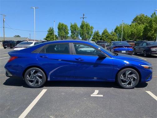 2025 Hyundai ELANTRA Sport