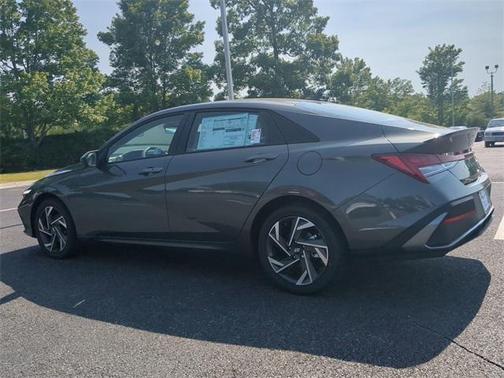 2025 Hyundai ELANTRA Sport