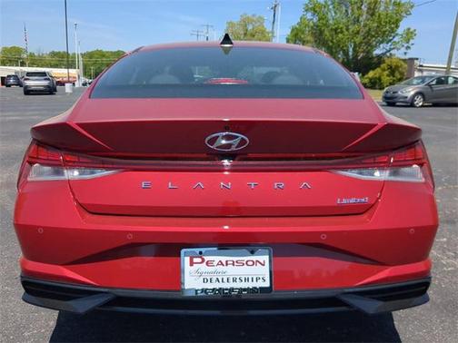 2023 Hyundai ELANTRA Limited