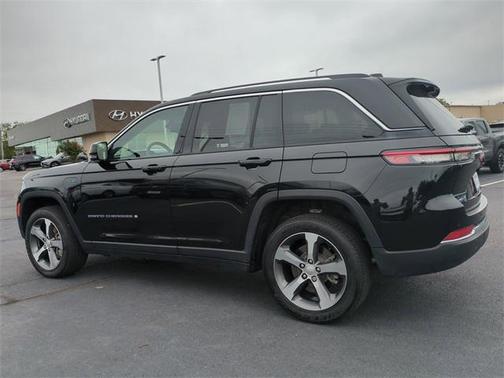2023 Jeep Grand Cherokee 4xe Base
