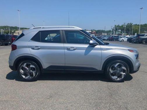 Shimmering Silver 2025 Hyundai VENUE SEL