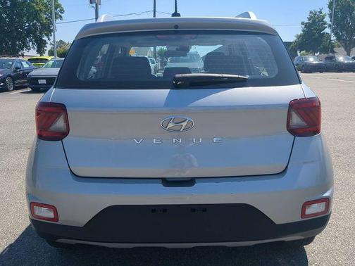 Shimmering Silver 2025 Hyundai VENUE SEL