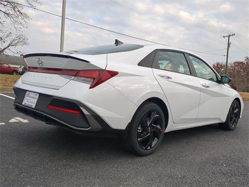 2026 Hyundai ELANTRA Sport