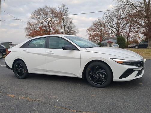 2026 Hyundai ELANTRA Sport