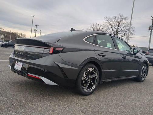 2026 Hyundai SONATA SEL