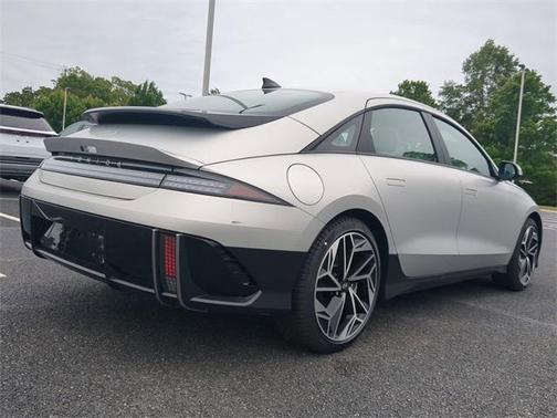 2025 Hyundai IONIQ 6 SEL