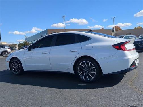 2021 Hyundai SONATA Limited