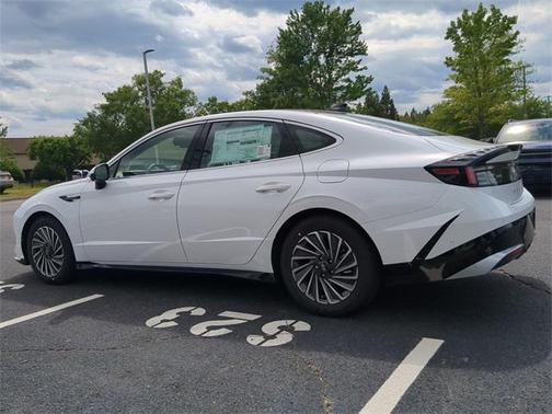 2025 Hyundai SONATA Hybrid Limited