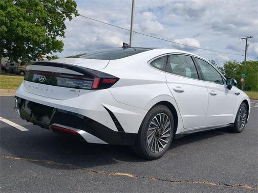 2025 Hyundai SONATA Hybrid Limited