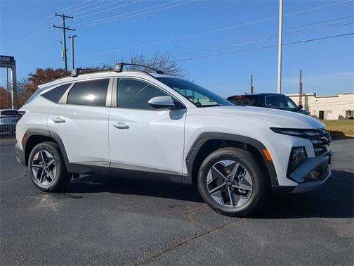 2026 Hyundai TUCSON Hybrid SEL