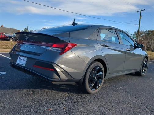 2026 Hyundai ELANTRA Sport