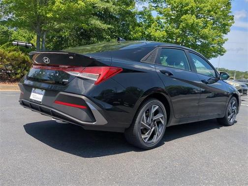 2025 Hyundai ELANTRA Sport