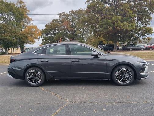 2026 Hyundai SONATA SEL