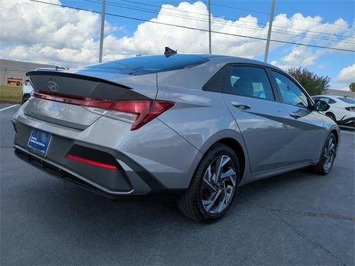 2025 Hyundai ELANTRA Sport