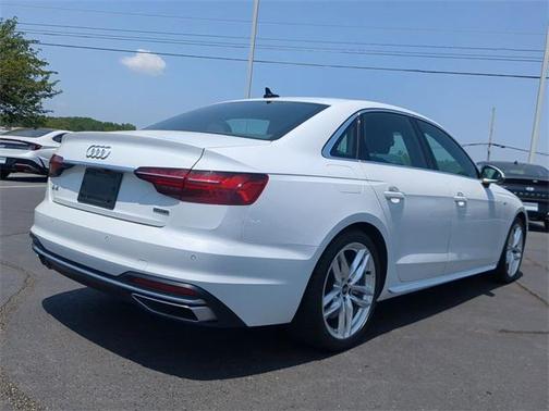 2023 Audi A4 45 S line Premium Plus