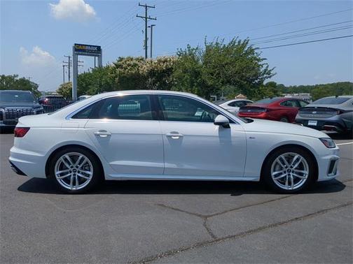 2023 Audi A4 45 S line Premium Plus