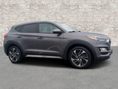 2020 Hyundai TUCSON Sport