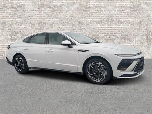 2026 Hyundai SONATA SEL