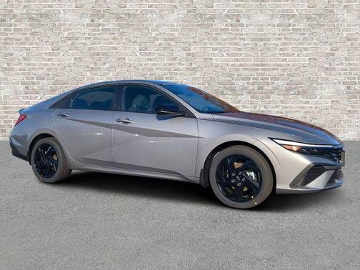 Fluid Metal 2026 Hyundai ELANTRA Sport