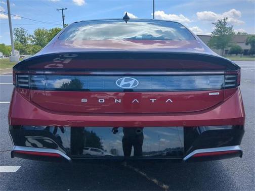 2025 Hyundai SONATA Hybrid Limited