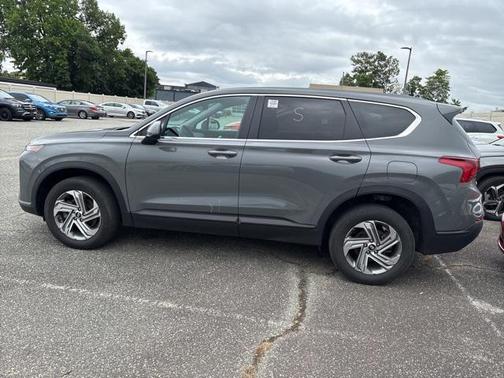 2022 Hyundai SANTA FE SE