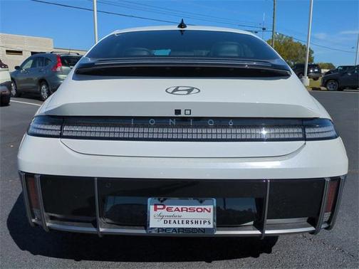 2025 Hyundai IONIQ 6 SEL