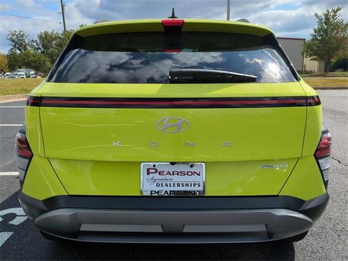 2026 Hyundai KONA SEL Premium