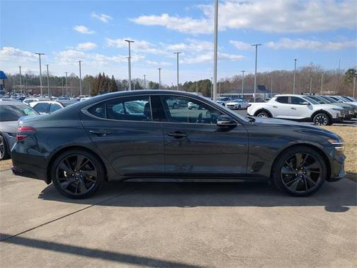 2023 Genesis G70 2.0T AWD