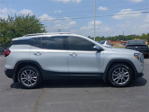 2022 GMC Terrain SLT