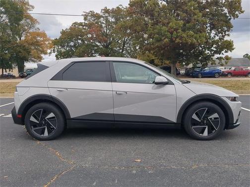 2026 Hyundai IONIQ 5 SEL