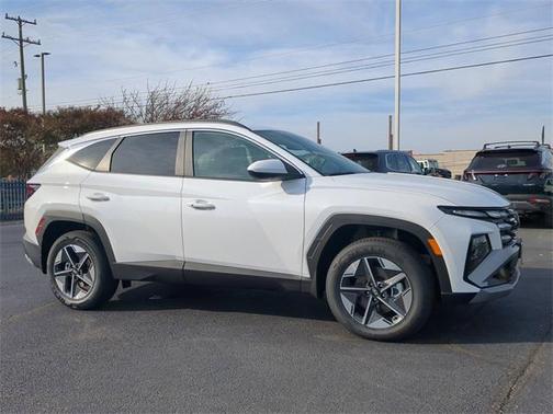 2026 Hyundai TUCSON Hybrid SEL