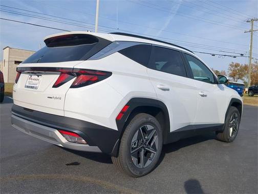 2026 Hyundai TUCSON Hybrid SEL