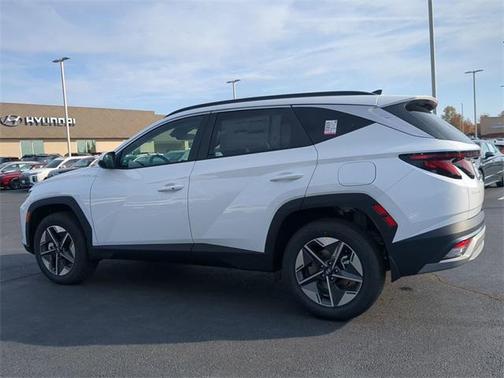 2026 Hyundai TUCSON Hybrid SEL