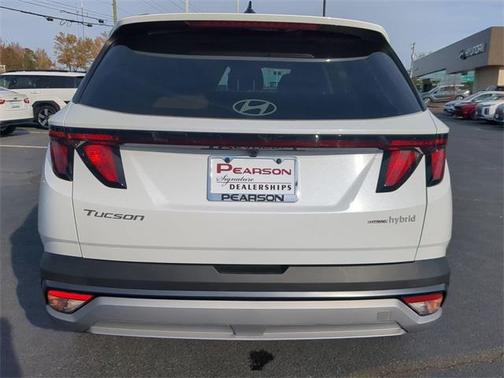 2026 Hyundai TUCSON Hybrid SEL