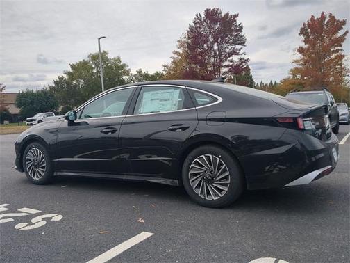 2025 Hyundai SONATA Hybrid Limited