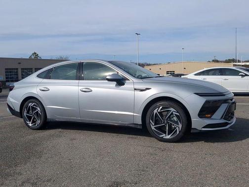 2026 Hyundai SONATA SEL