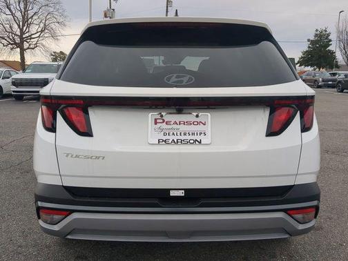 Serenity White Pearl 2026 Hyundai TUCSON SEL