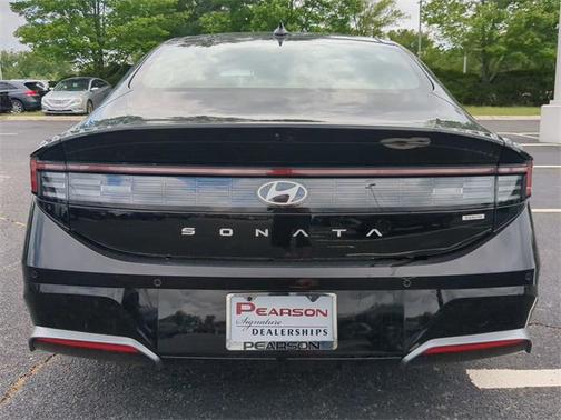 2025 Hyundai SONATA Hybrid Limited