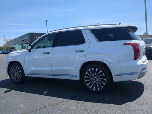 Hyper White 2023 Hyundai PALISADE Calligraphy