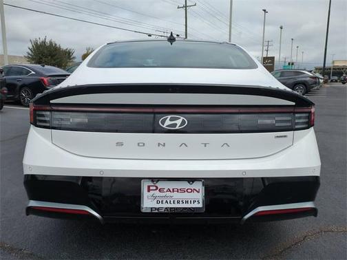 2024 Hyundai SONATA Hybrid Limited