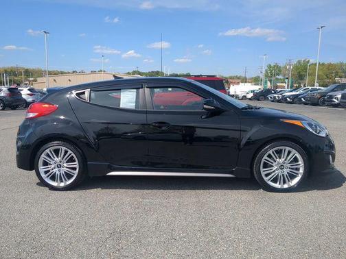 2016 Hyundai Veloster Turbo