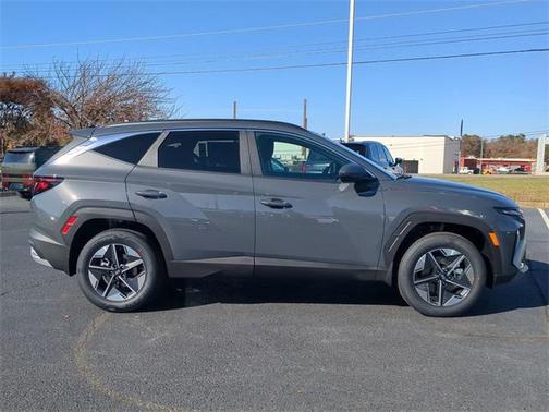 2026 Hyundai TUCSON Hybrid SEL