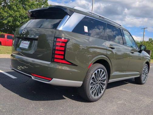 Titan Green 2026 Hyundai Palisade Hybrid Calligraphy