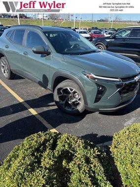 2025 Chevrolet Trax LT