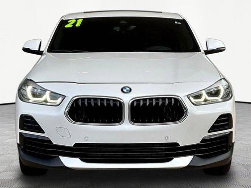 White Metallic 2021 BMW X2 xDrive28i